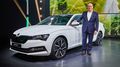 Nowa Skoda Superb. Trochę większa, wyższa i hybrydowa