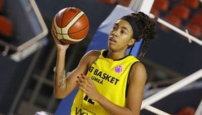 Niemka Ama Degbeon ostatnią zagraniczną koszykarką w Pszczółce Polski Cukier