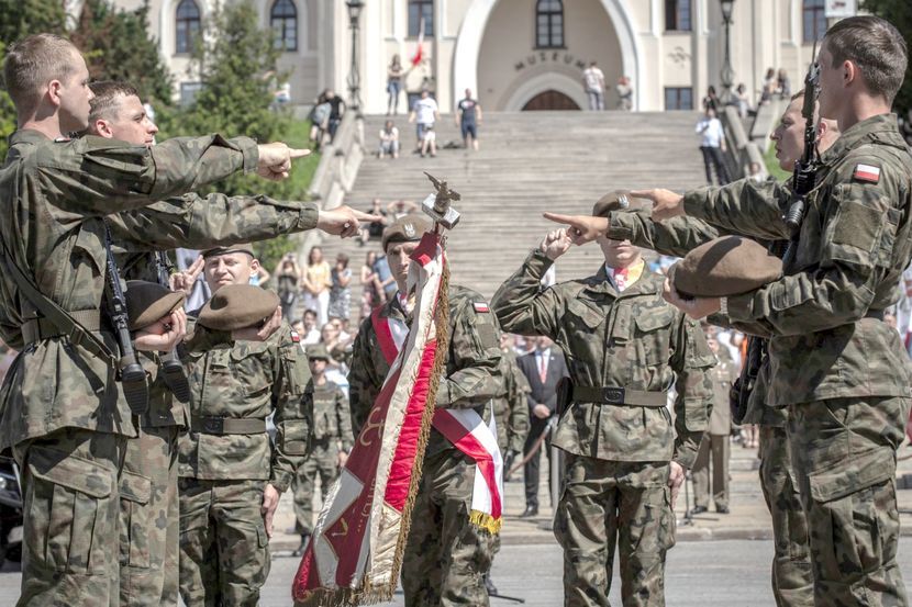 Przysięgę wojskową na sztandar 9 Pułku Piechoty Armii Krajowej złoży 74 żołnierzy-ochotników