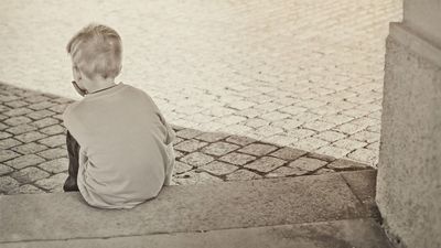 Bicie, kopanie, gryzienie to w klasie codzienność. Tylko, że agresor wcale nie jest złym dzieckiem