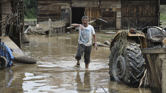 Wierzchowiska pod wodą. Straty po zalaniu wsi mogą wynieść kilka milionów złotych [zdjęcia]