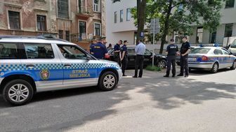 Awantura w centrum Lublina. Miasto postawiło słupki, na prywatny parking nie da się już wjechać