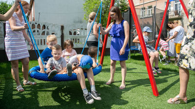 Zamość: Nowe zabawy na nowym placu [zdjęcia]