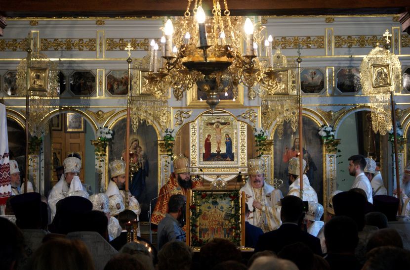 Katedra św. Apostoła Jana Teologa w Chełmie zgromadziła hierarchów, duchownych, pielgrzymów i parafian na liturgicznych uroczystościach ku czci Świętych Męczenników Ziemi Chełmskiej i Podlaskiej