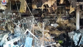 Ogromne straty po pożarze sklepu. Jaki związek z pożarem mają dwaj nastolatkowie?