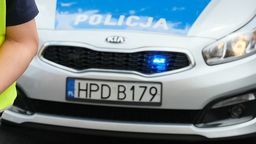 Śmiertelny wypadek. Motocyklista uderzył w znak drogowy i zginął na miejscu