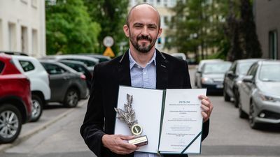– Wyróżnienia cieszą, ale najlepszą nagrodą jest zainteresowanie firmy, która chce zakupić licencję – mówi dr hab. Jerzy Wielbo z Wydziału Biologii i Biotechnologii UMCS