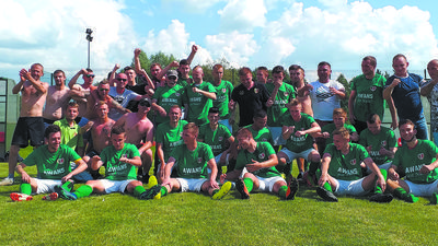 Na dwie kolejki przed końcem Sparta Rejowiec Fabryczny wywalczyła awans do IV ligi
