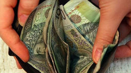 Znalazła portfel, nie skusiła jej duża suma pieniędzy