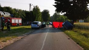 Tragiczny wypadek w okolicy Łukowa. Jedna osoba nie żyje, trzy są poważnie ranne
