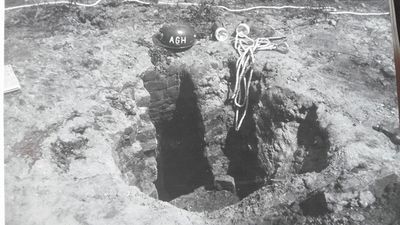 Jako pierwsi kraśnickie podziemia badali w 1979 r. uczestnicy obozu naukowego – studenci Instytutu Projektowania i Budowy Kopalń AGH. Zdjęcie podziemi sprzed 40 lat pochodzi z opracowania pt. „Inwentaryzacja górnicza podziemnych wyrobisk korytarzowych i komorowych zlokalizowanych pod obszarem Dzielnicy Staromiejskiej w Kraśniku”