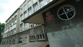 Afera w 5 LO w Lublinie, długa lista nieprawidłowości. Ratusz: Dyrektor zostaje