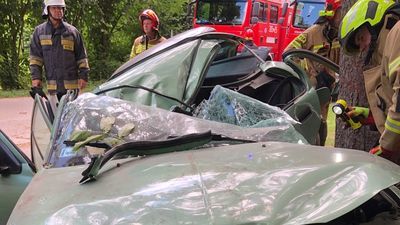 Wypadek w Sporniaku pod Lublinem. Zginęła 20-letnia kobieta [zdjęcia]