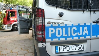 Ciało mężczyzny w mieszkaniu w Lublinie. Na miejscu pracują policjanci