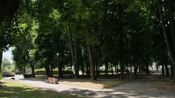 Projekt „Rewitalizacja miasta Kraśnik”. Jak informuje Urząd Miasta Kraśnik kwota dofinansowania ze środków unijnych i budżetu państwa wynosi 11 mln zł. Wartość całego przedsięwzięcia to zgodnie z umową ponad 18 mln zł, ale po aktualizacji kosztorysów na pewno wzrośnie
