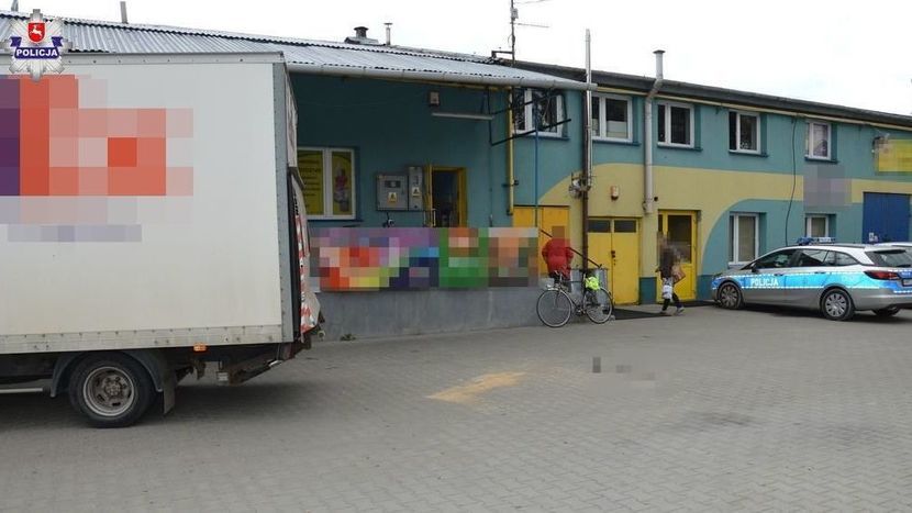 Do zdarzenia doszło na parkingu przy ul. Namysłowskiego w Zamościu.