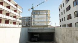 Deweloperzy budują nowe osiedla, bo liczba kupowanych mieszkań nie spada