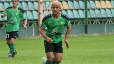 Krystian Wójcik (z prawej) liczy, że w tym sezonie kontuzje będą go omijać

