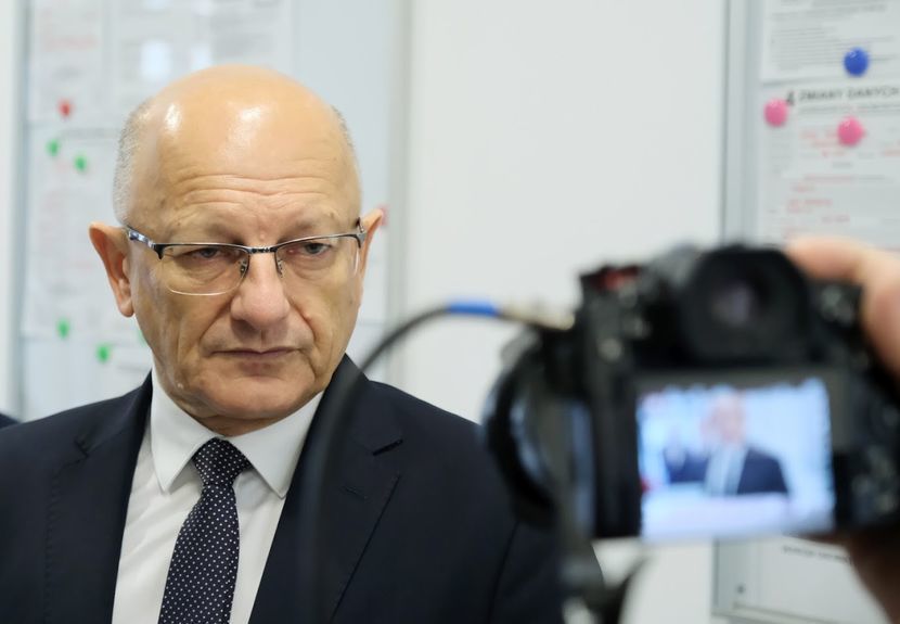 – Najgorszy scenariusz jest taki, że samorządy będą zmniejszać standardy świadczonych usług i ograniczać wydatki bieżące – stwierdza prezydent Lublina Krzysztof Żuk