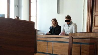 Adam W. został zatrzymany. Podczas późniejszego przesłuchania przyznał się do postrzelenia dziewczyny