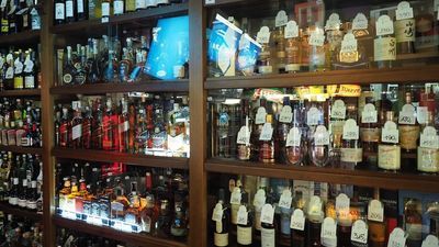 Lublin: Z półki sklepowej zniknął koniak za 4 tys. złotych