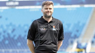 Z doświadczenia wiem, że w rodzicach chęć zrobienia z dziecka piłkarza jest tak duża, że trzeba by było chyba zacząć przeprowadzać dla nich szkolenia. W niektórych klubach już takie są - mówi Robert Chmura
