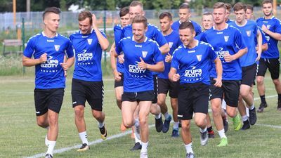 Nowi piłkarze na pierwszym treningu Wisły Puławy
