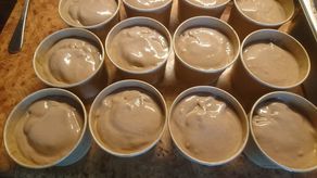 Lody to pomysł proboszcza na zbiórkę funduszy na parafialne wydatki inwestycyjne. W minioną niedzielę rozeszło się 150 kubeczków