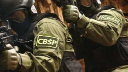 Drukował faktury w domu i sprzedawał przedsiębiorcom. Dzięki temu wyłudzali VAT