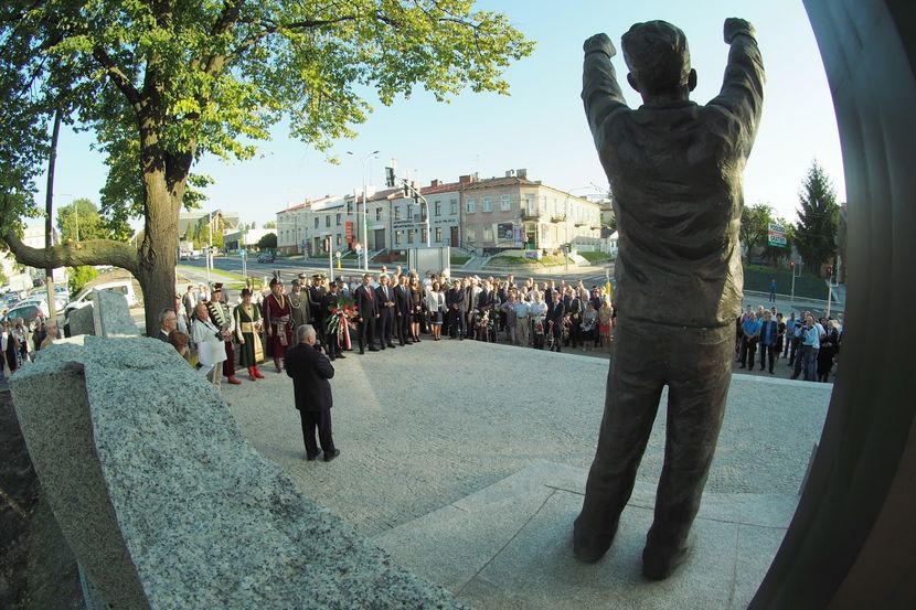 Czwartkowe uroczystości przy Pomniku Wdzięczności przy Drodze Męczenników Majdanka 14a zaczną się o godz. 15
