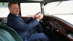 Praca dyplomowa obroniona. Hillman odrestaurowany. Takich aut jest tylko 15 na świecie