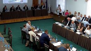 Rada Miasta Zamość poparła abp. Marka Jędraszewskiego. Jak głosowali radni?