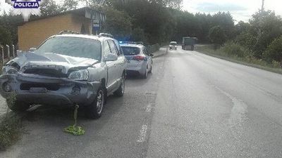 Rokitno: Jadąc hyundaiem uderzyła w tył ciężarówki