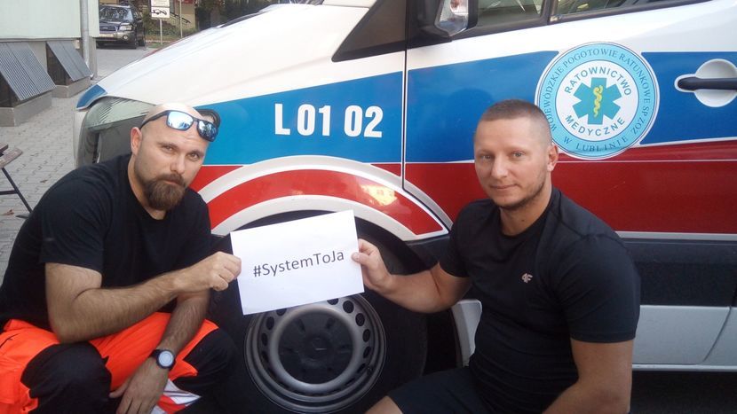 Na fejsbukowym profilu „To nie z mojej karetki” znalazła się jedna z interwencji Piotra i Pawła, ratowników z Lublina <br />
<br />
