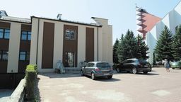 Dom Senior + zostanie utworzony przy ul. Jana Pawła II 11 w lokalu będącym dotychczas siedzibą archidiecezjalnej rozgłośni radiowej