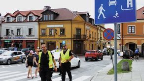 Zamość: Zmiany na Starym Mieście. Strażnicy grozili palcem kierowcom 318 razy