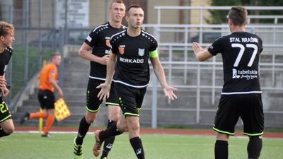 Stal nie miałaby dziewięciu punktów, gdyby nie Rafał Król, który zdobył do tej pory siedem z 10 bramek zespołu
