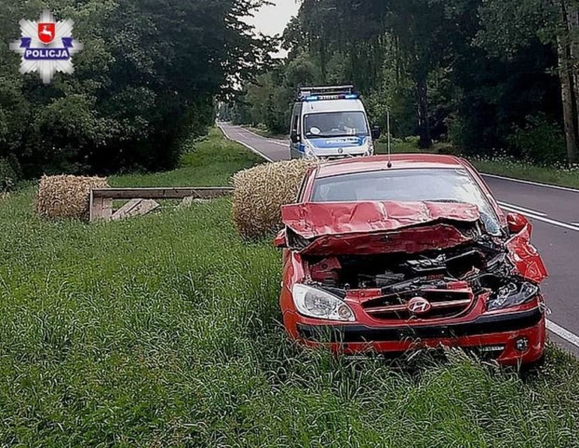Niecodzienny wypadek w gminie Wierzbica. Pod samochód