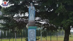 22-latek zniszczył kapliczkę. Twierdzi, że nie wiedział, co robi