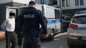 19-letnia mieszkanka Zamościa podstępnie zwabiona do BMW. Mężczyźni zaryglowali drzwi