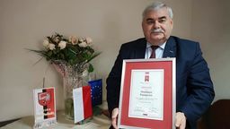 Na koniec wystąpienia na sesji wójt gminy zaapelował do radnych o „normalność”. – Dobrymi chęciami to piekło jest wybrukowane – podsumował Wiesław Panasiuk