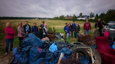 World Cleanup Day 2019 Lublin. Zebrali worki pełne "skarbów" w Lesie Dębówka [zdjęcia]