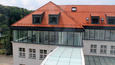 Jeden wychowawca lub opiekun będzie sprawować opiekę nad maksymalnie 8 dzieci