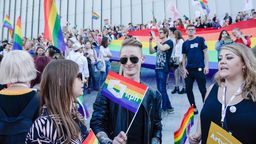 Marsz Równości nie będzie mógł wyruszyć z pl. Teatralnego. Powód? Piknik militarny