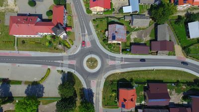 Biszcza. Ul. Biłgorajska, ul. Powstańców Styczniowych, ul. Piłsudskiego lub Legionistów (trwa dyskusja), ul. 3. Pułku Ułanów Śląskich. Takie nazwy mogą się pojawić na niebieskich tabliczkach