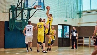 LNBA. Wciąż czekają na chętnych