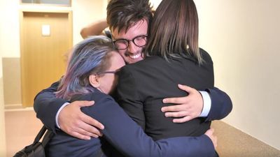 Marsz Równości może przejść ulicami Lublina. Sąd uwzględnił odwołanie, ale prezydent Żuk się odwoła [wideo]