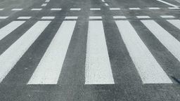 W Puławach miały powstać cztery podświetlane przejścia dla pieszych. Powstaną tylko dwa