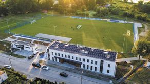 Przebudowa stadionu kosztowała ponad 5 mln zł, a 2 mln to dofinansowanie z Ministerstwa Sportu i Turystyki