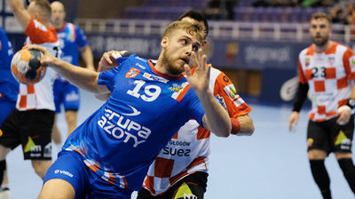 Chrobry Głogów – Azoty Puławy 27:25. Słaby początek, słaby finisz